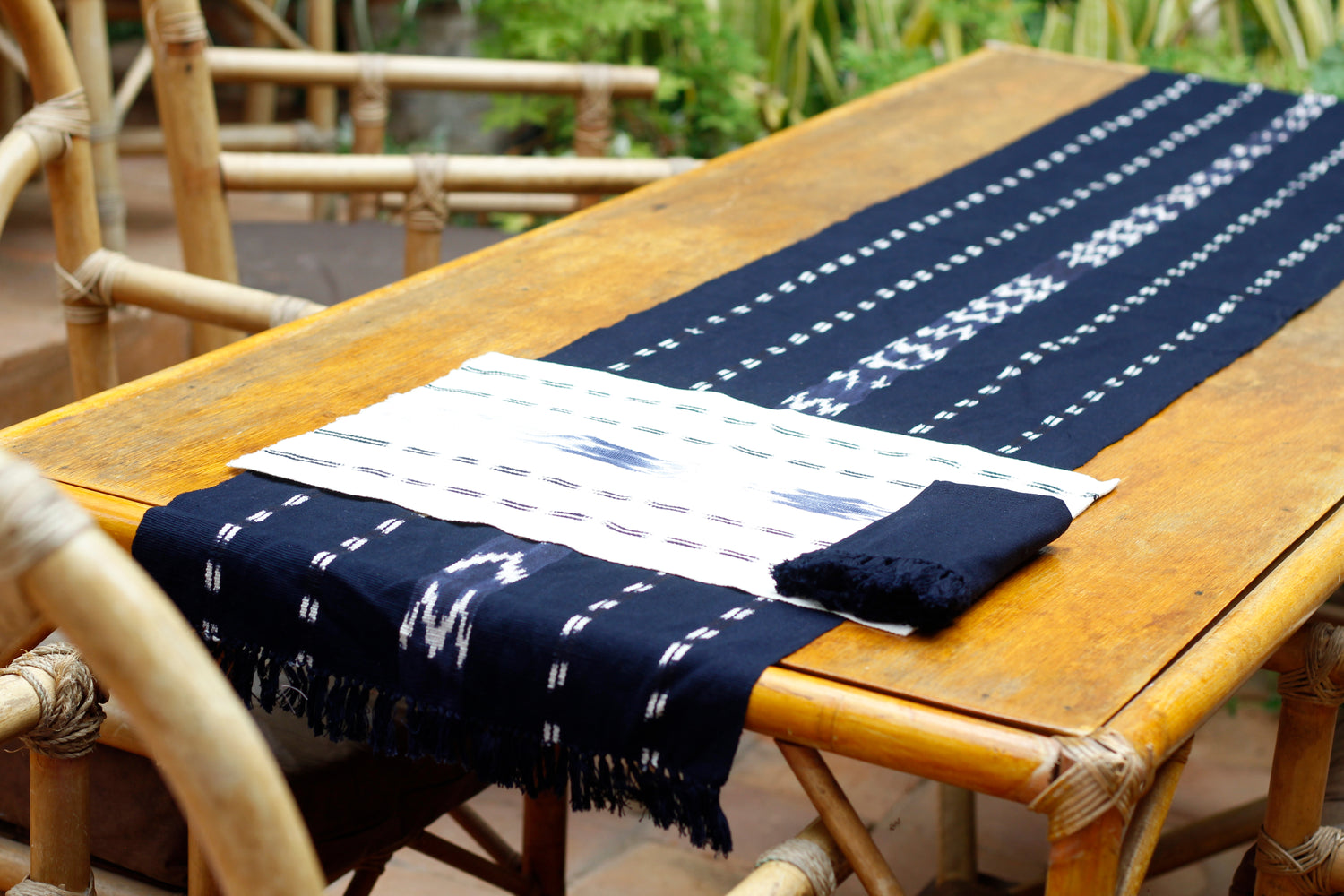 WHOLESALE Navy Jaspe Table Runner